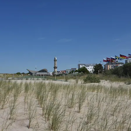 In Mit Meeresstrand, Cleaning Included Apartment